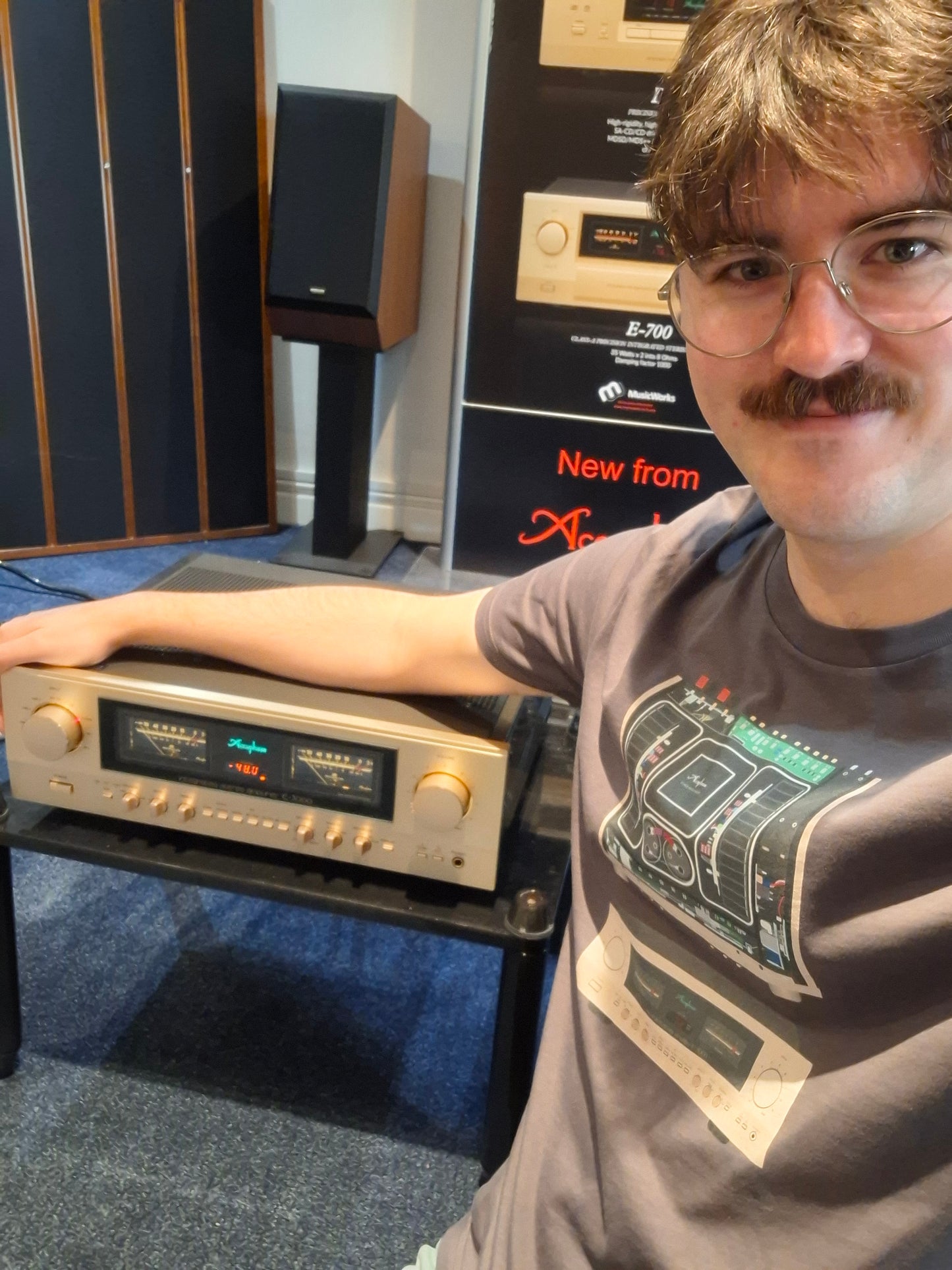 Accuphase E-3000 Grey T-Shirt 100% Cotton