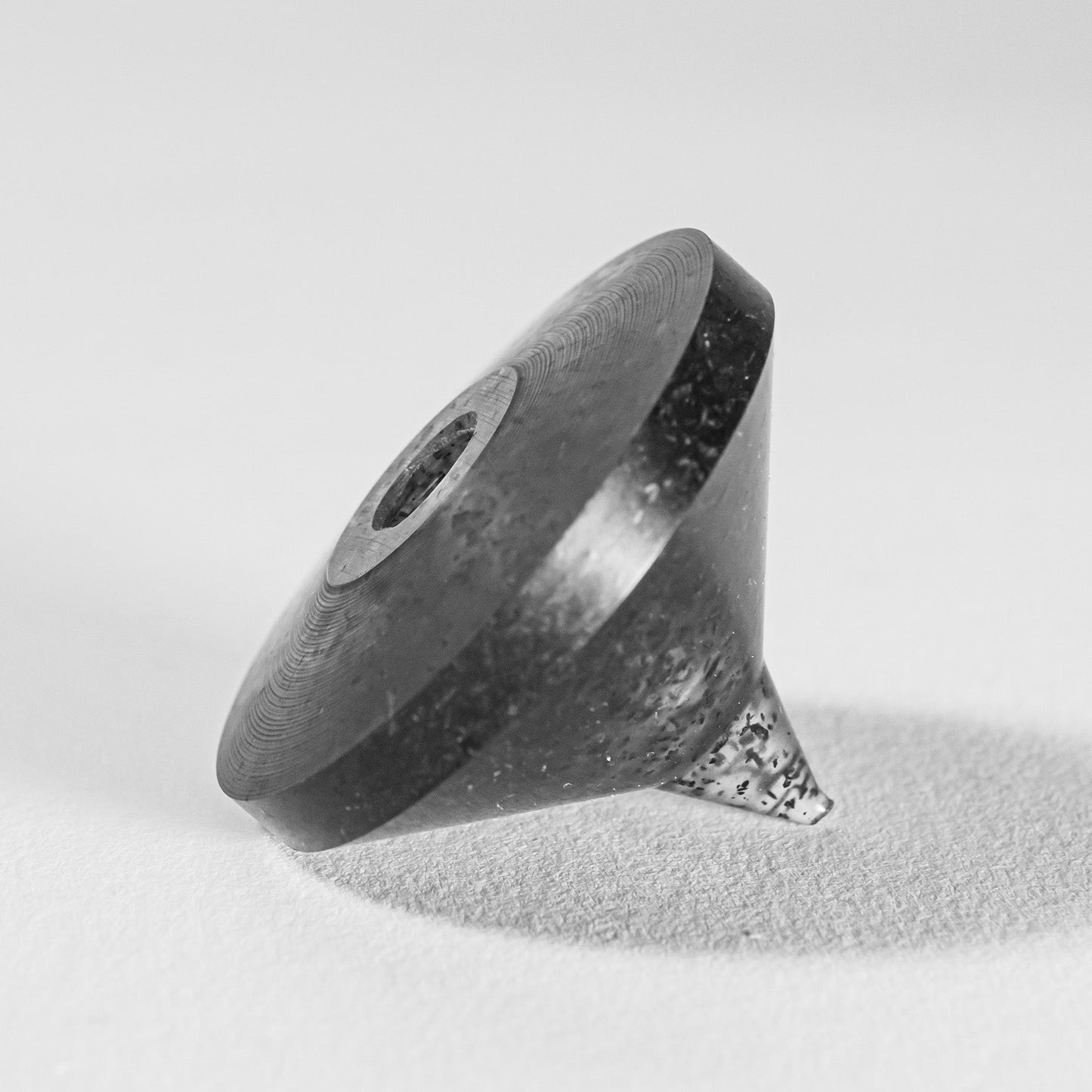 MusicWorks Acouplex ReSpire - Bevelled Conical Spike and Invert