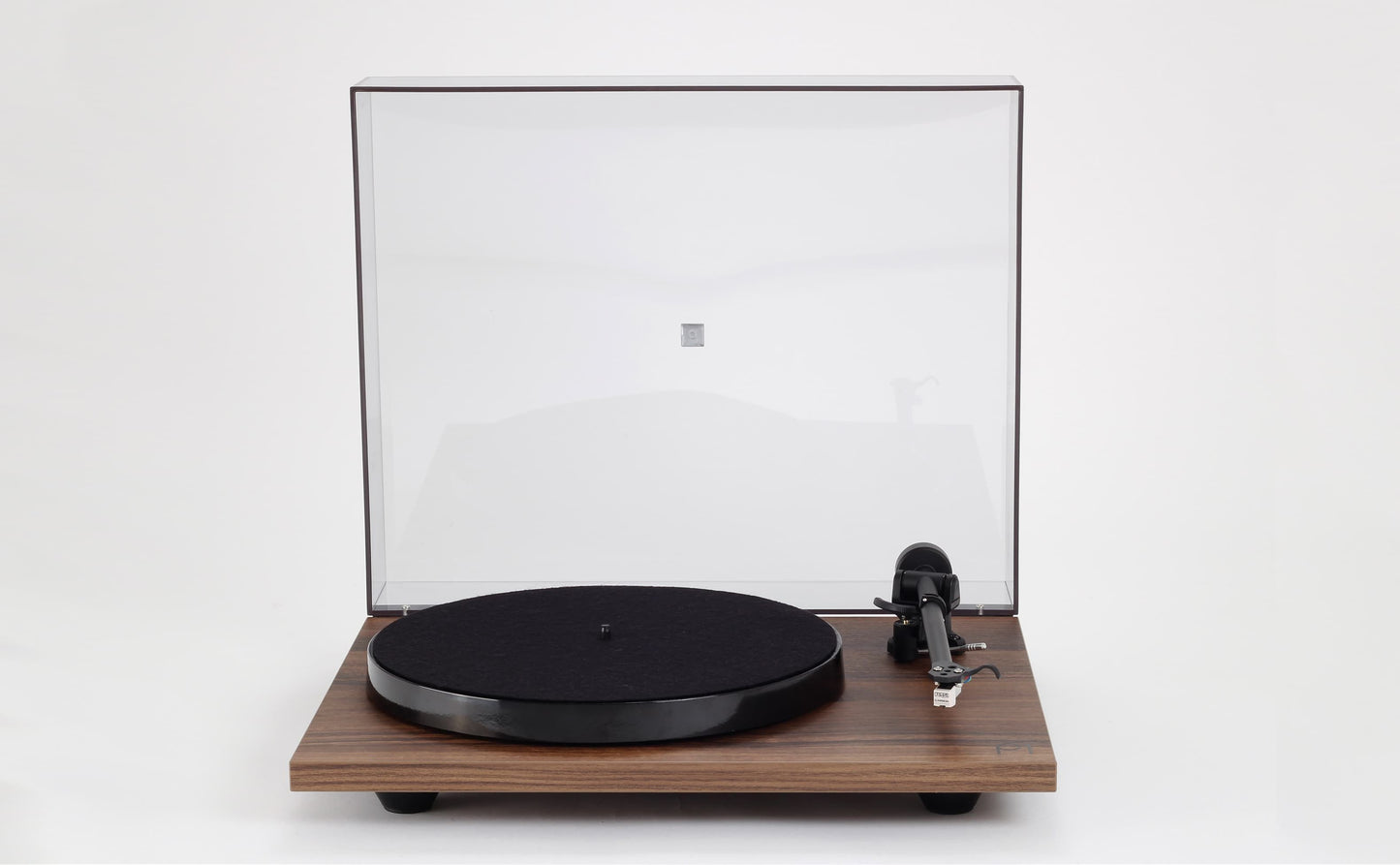 Rega Planar 1 turntable with Carbon Cartridge Factory Fitted